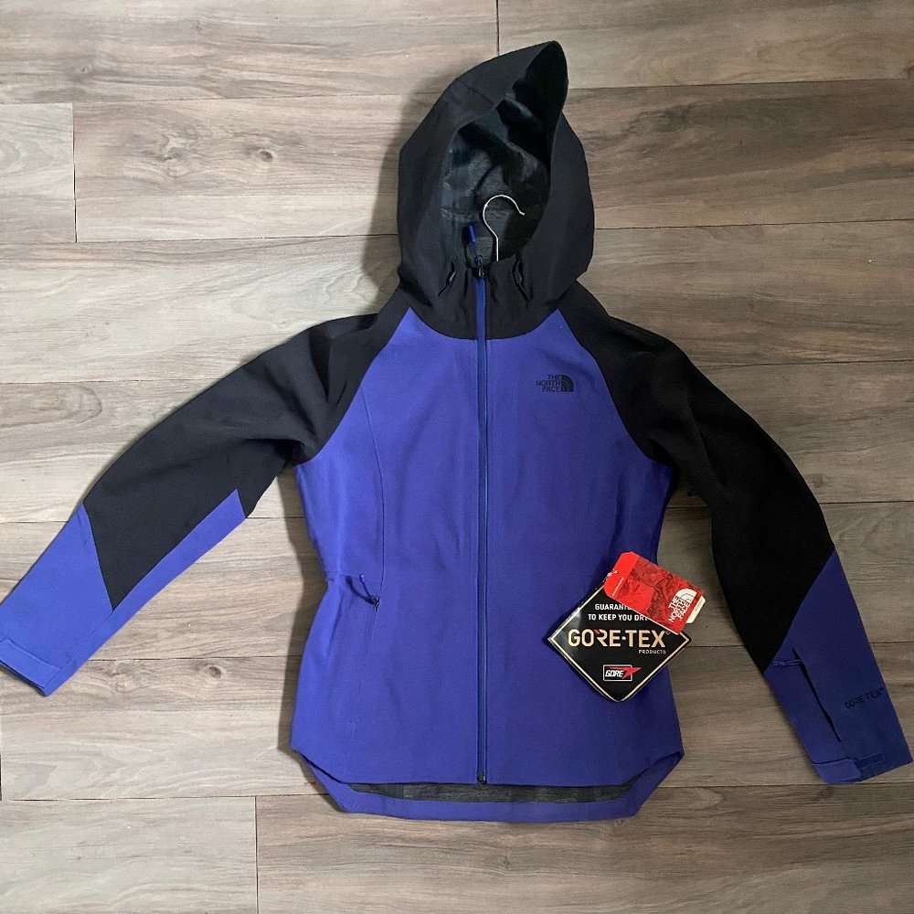 NWT North Face Apex Flex Gore Tex Jacket -Small